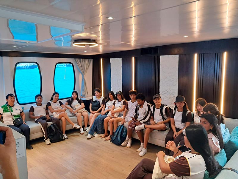 Galaxy Cruises Education for the Future program students on free cruise